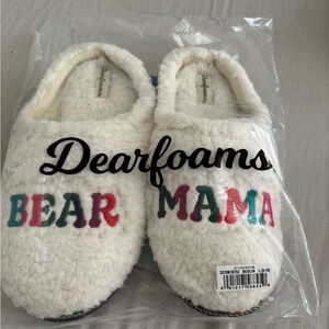 Dearfoams women’s MAMA BEAR slippers size L 9-10. Brand new $40 retail